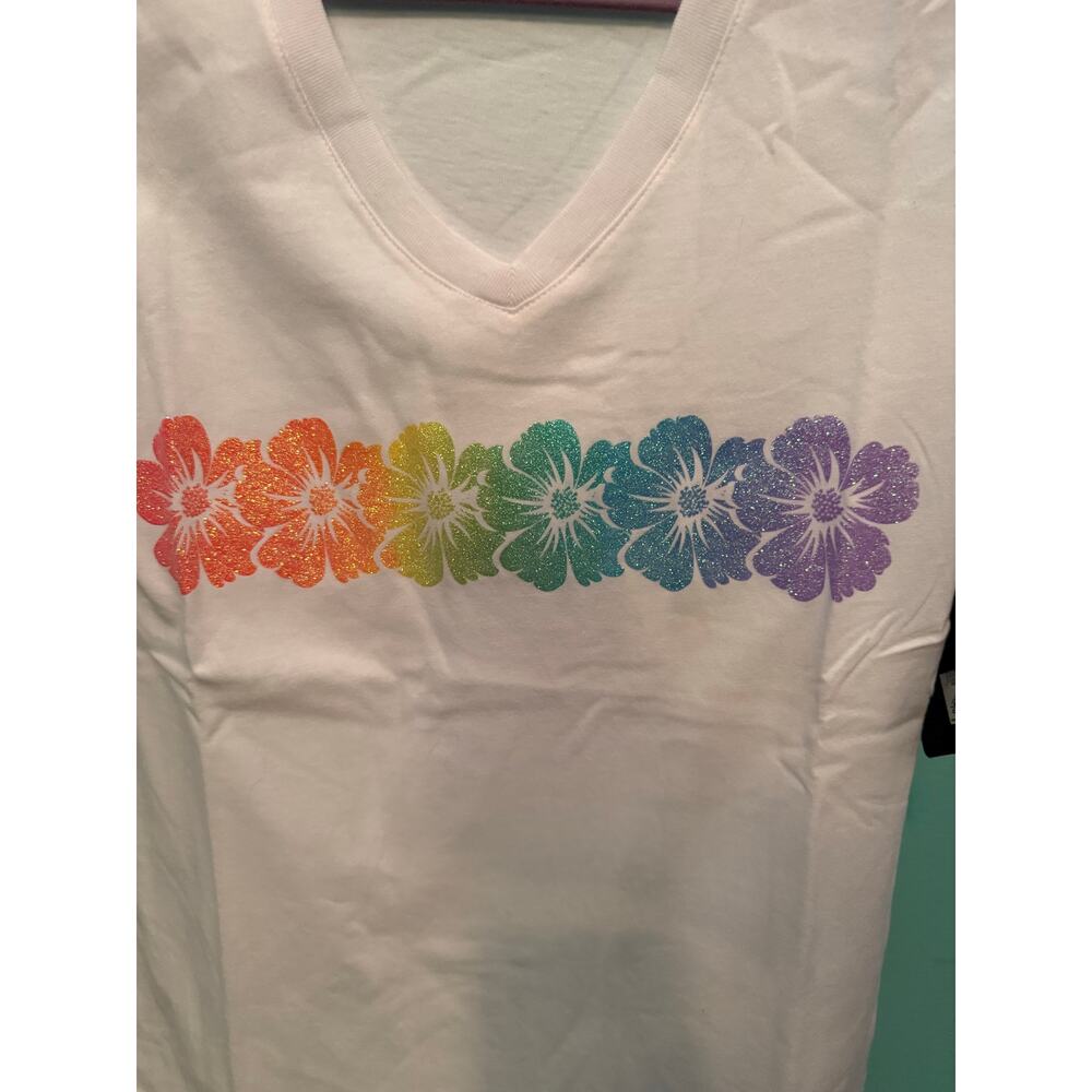 Disney Aulani Hibiscus Rainbow Flower T-Shirt Women’s Small - Picture 4 of 10